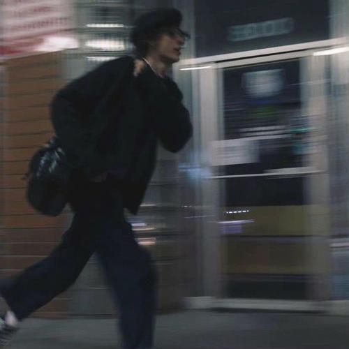 个	性高冷头像男生